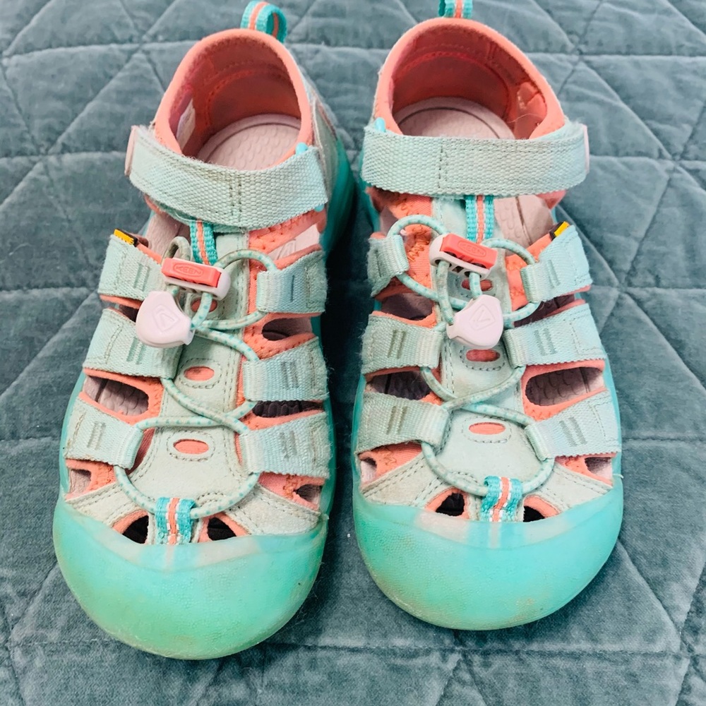 Keen hiking shoes